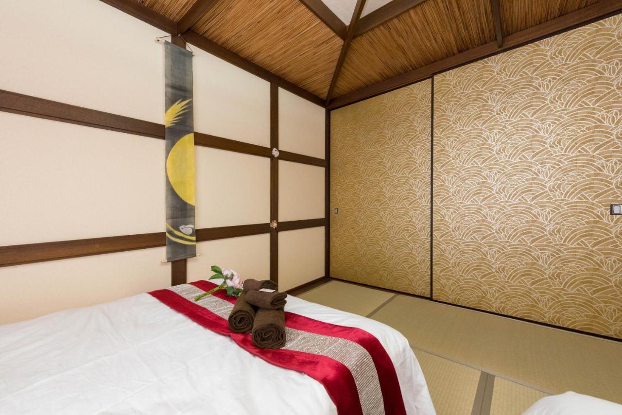 The Bamboo Moon Palace / Shin-Osaka Exterior foto